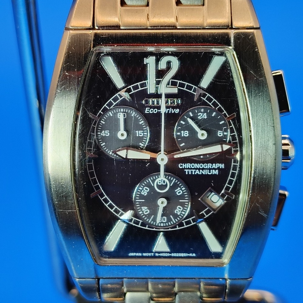 Vintage 2005 Citizen Eco Drive Titanium Chronograph Solar 43mm Mens Quartz Watch
